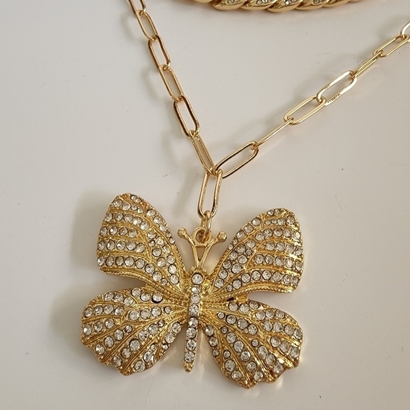 NEW Duble Rhinestone Gold Chain Butterfly Necklace Set - Picture 4 of 10